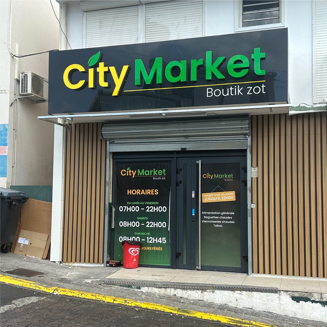 Enseigne Lumineuse Lettre Boitier City Market By Locrea Designer